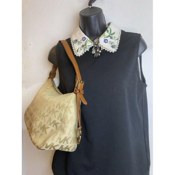 michael kors tan fabric hobo bag - Picture 5 of 10